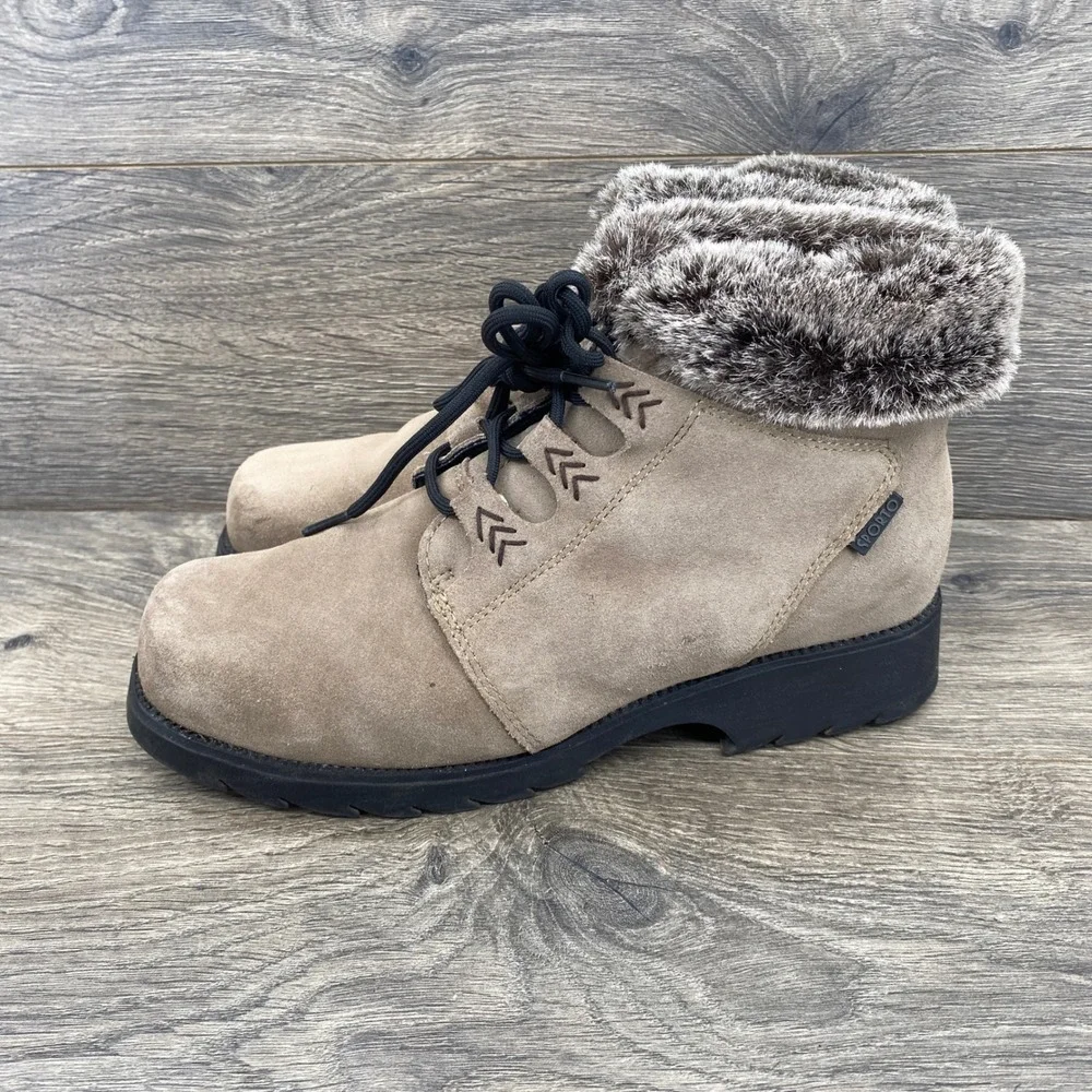 Sporto Waterproof Winter Boots Womens 8M Tan Suede Faux Fur Insulated Lace Up